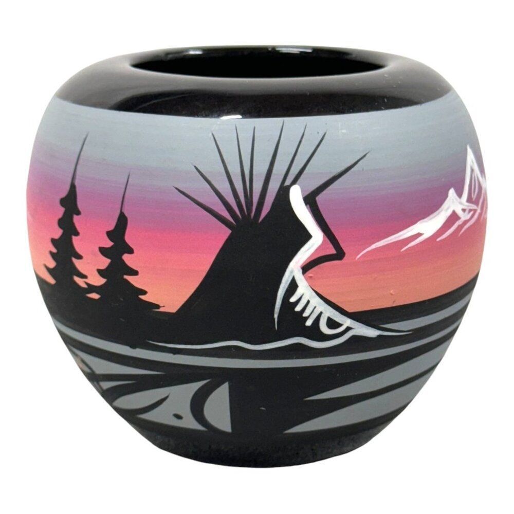 Southwest Native American Signed Navajo Silhouette Small Pottery Vase Pot 3"